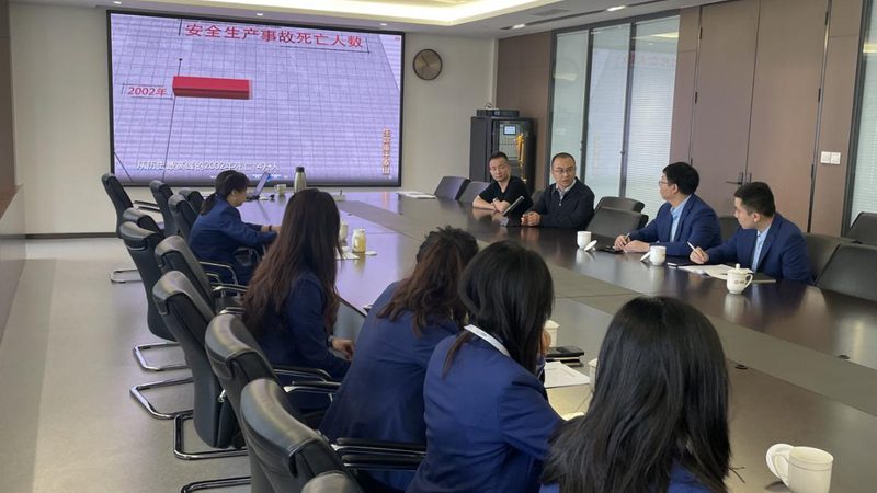 成人教育国家承认标准解析：与全日制教育的本质区别